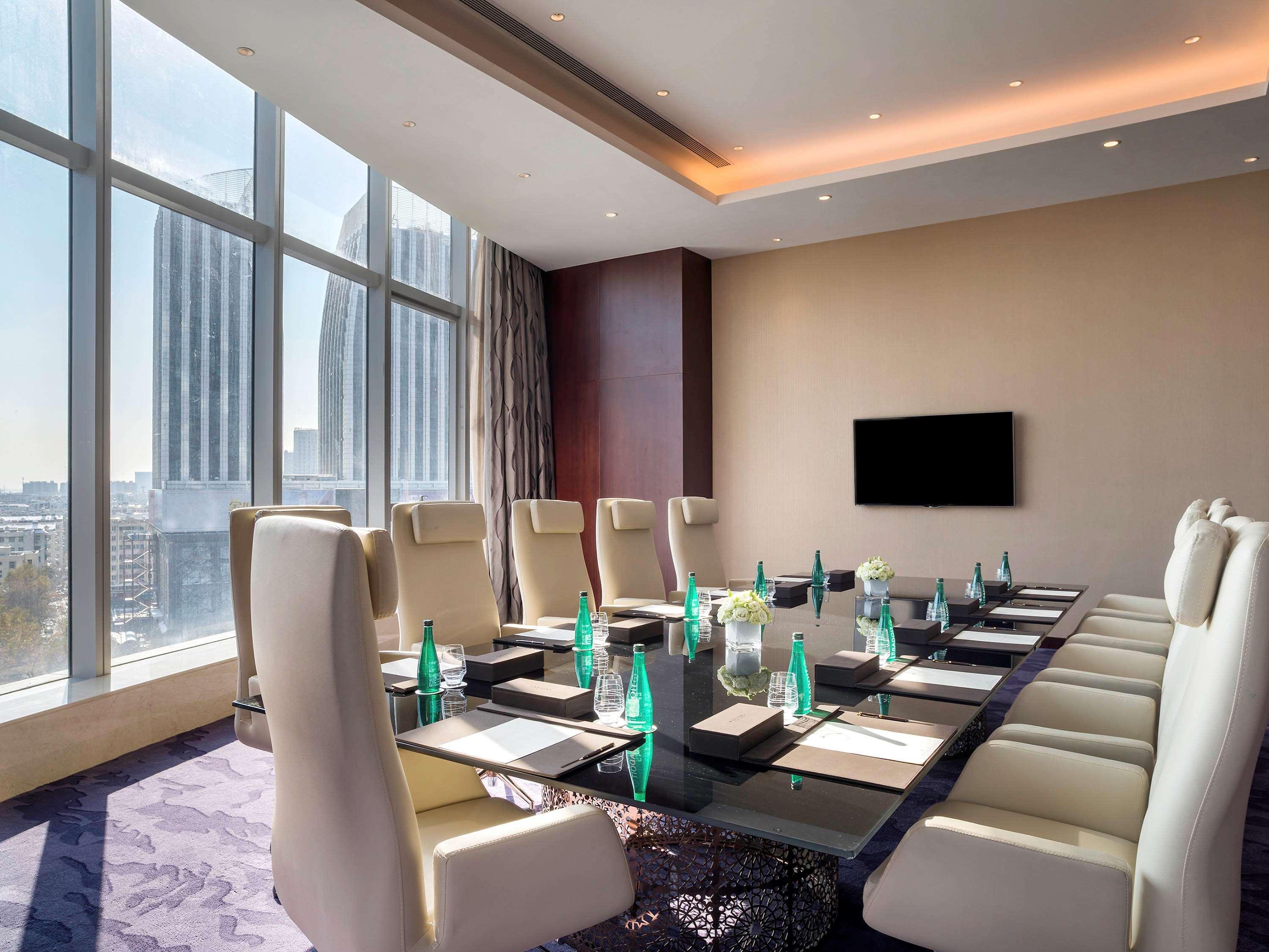 Sofitel Lianyungang Suning Hotel Bagian luar foto